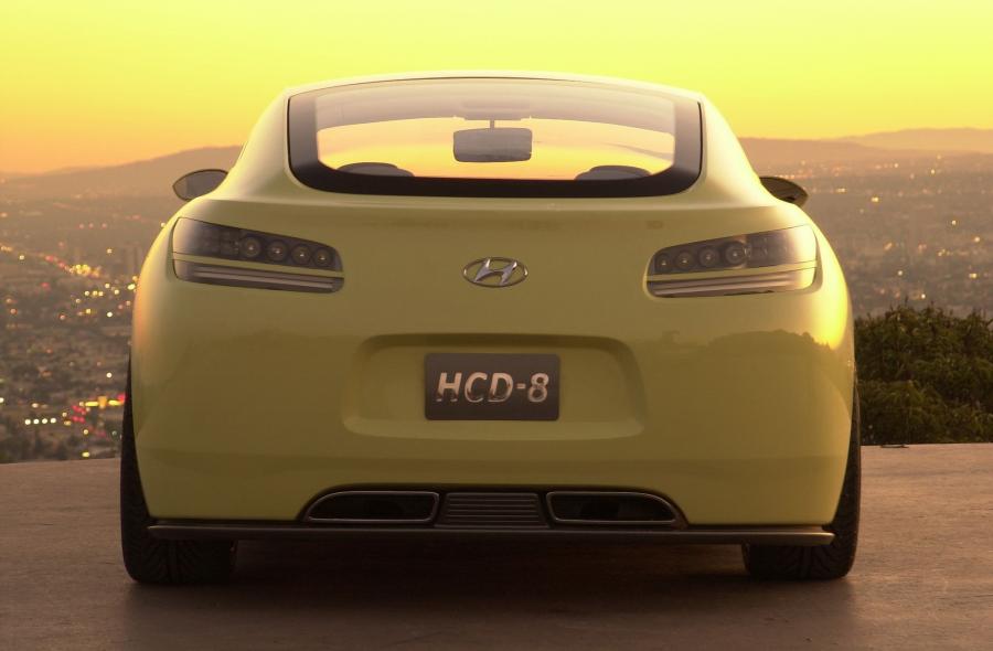 Hyundai HCD-8 Concept 2004 года  (фото 30 из 51)